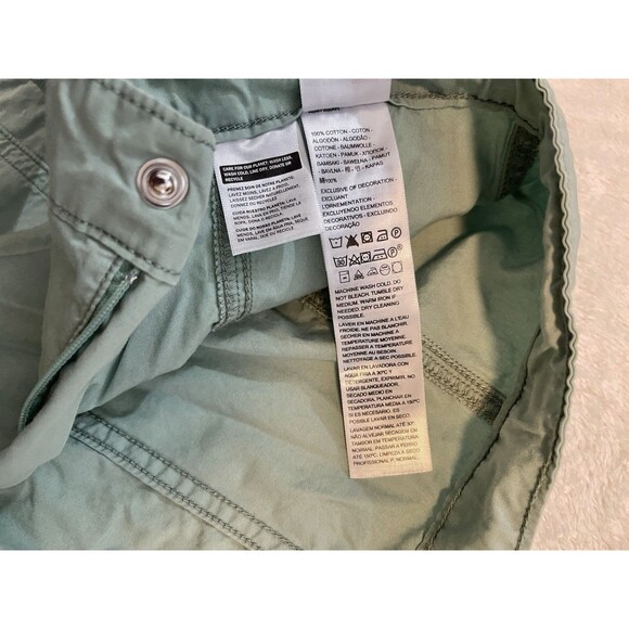 Levi's Convertible Cargo Pants Shorts Womens Size 25 Puff Green Pockets - Picture 12 of 14